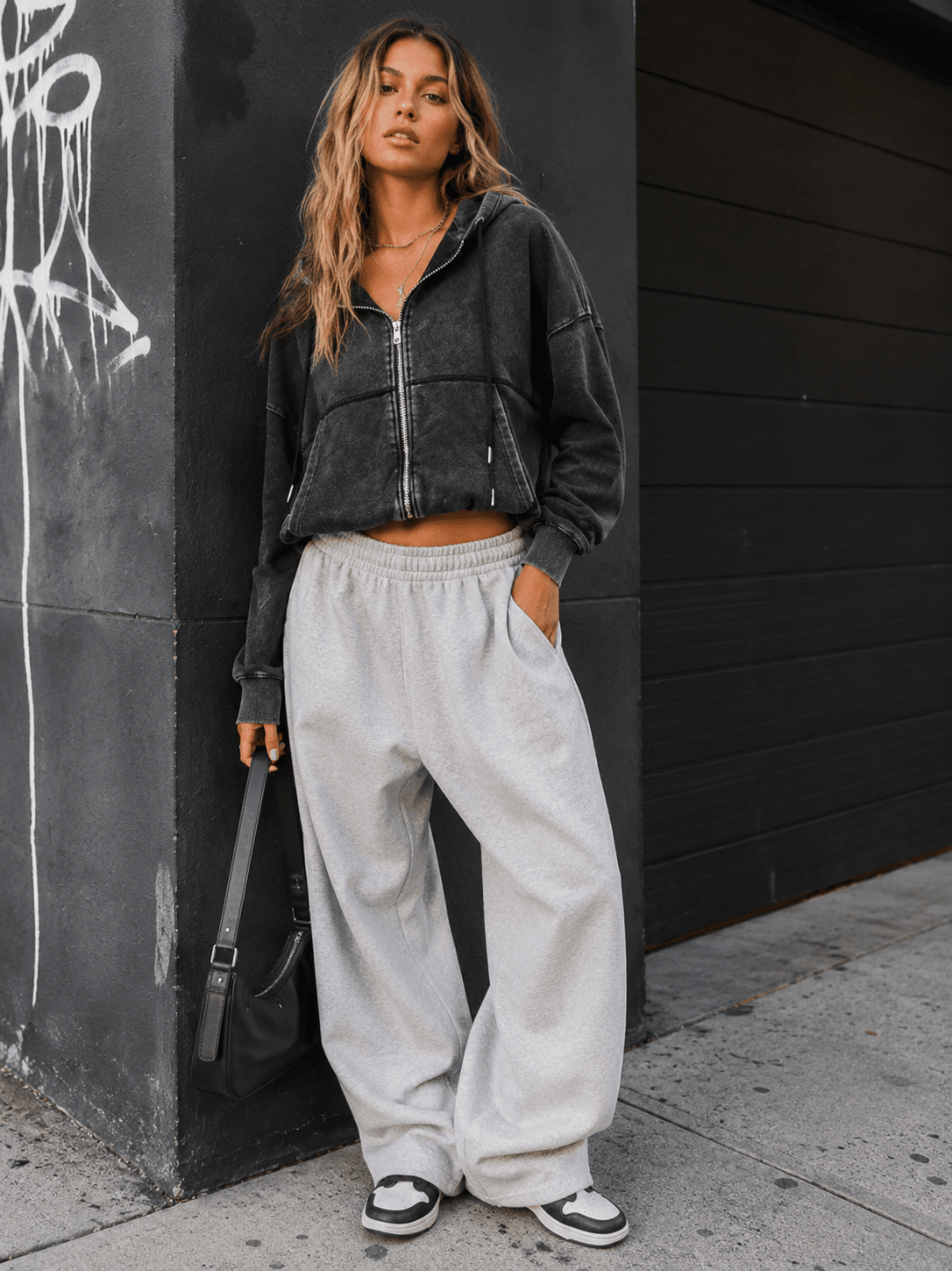 WOMEN'S LONG SLEEVE ZIP UP FRONT POCKETS HOODED WASHED JACKET