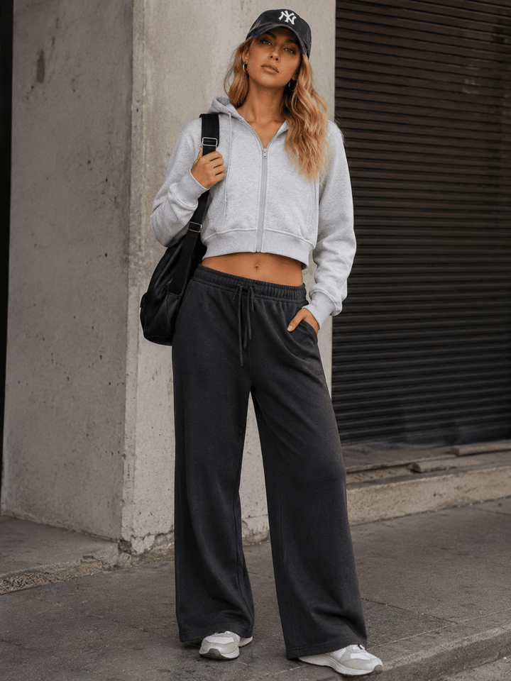 WOMEN'S LONG SLEEVE ZIP UP FRONT POCKETS HOODED CROP SWEATER