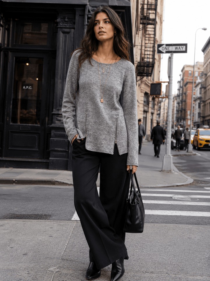 WOMEN'S LONG SLEEVE FRONT ZIPPER DETAILED TOP