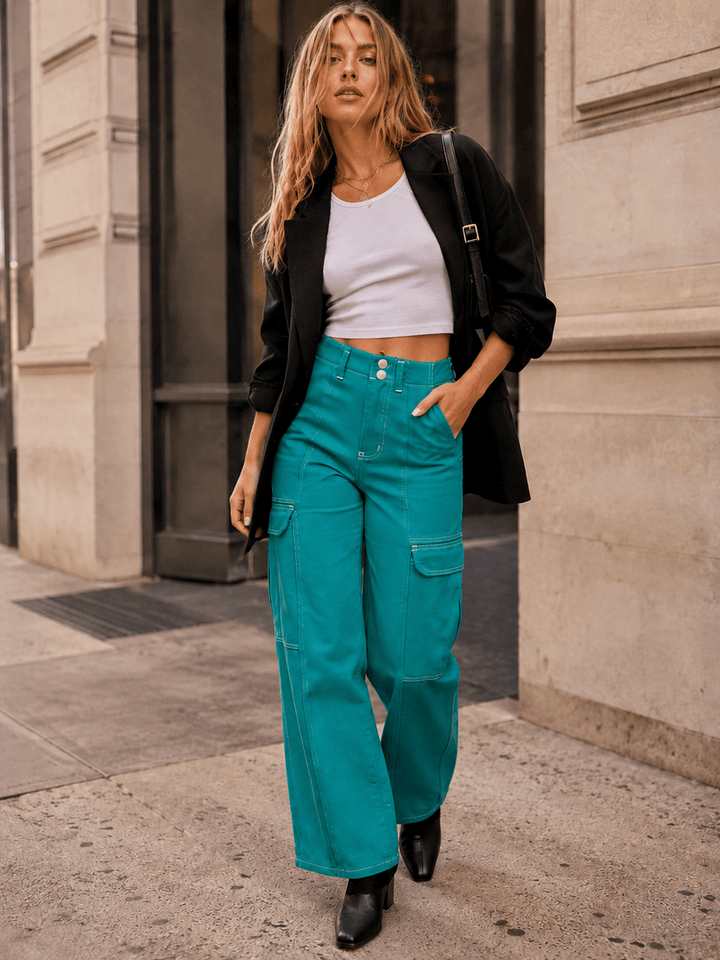 WOMEN'S BUTTON CLOSURE CARGO POCKETS WIDE LEG DENIM PANTS