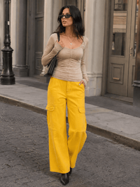 WOMEN'S BUTTON CLOSURE CARGO POCKETS WIDE LEG DENIM PANTS