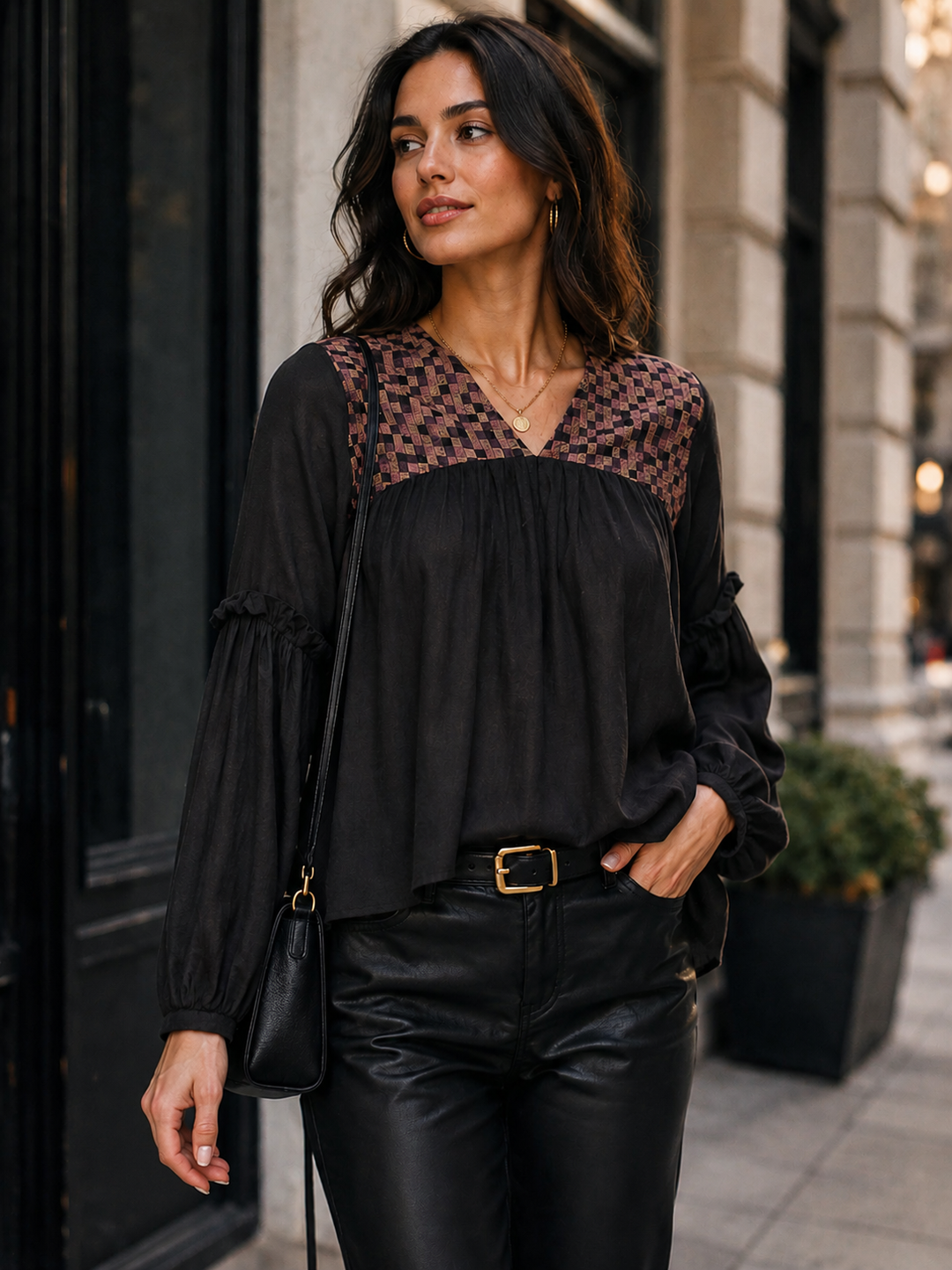 WOMEN'S LONG SLEEVE V-NECK DETAILED LOOSE FIT BLOUSE