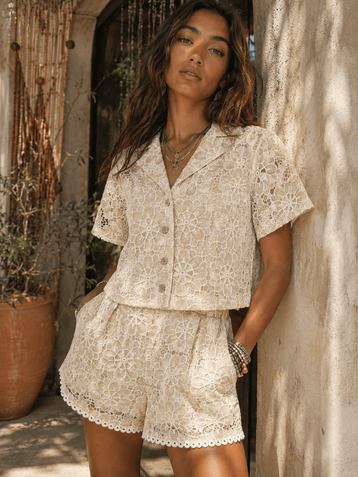 JUST ME WOMEN'S SHORT SLEEVE BLOUSE & ELASTIC WAIST MINI SHORTS CROCHET 2PC. SET