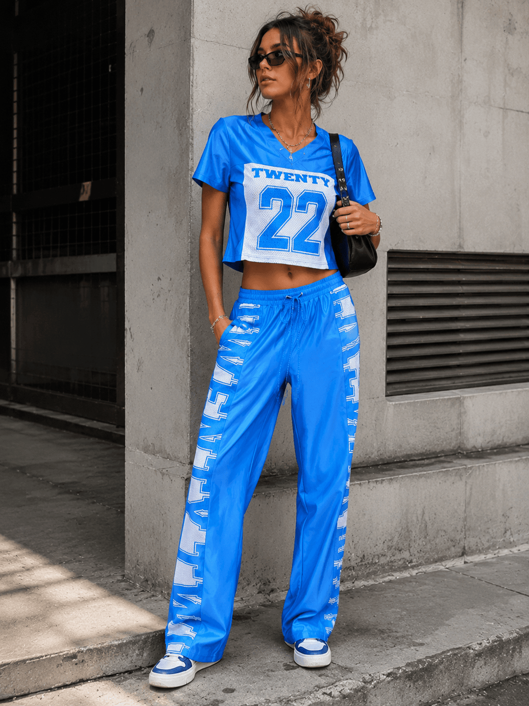 WOMEN'S SHORT SLEEVE TOP & ELASTIC WAIST PANTS GRAPHIC 2PC. SET
