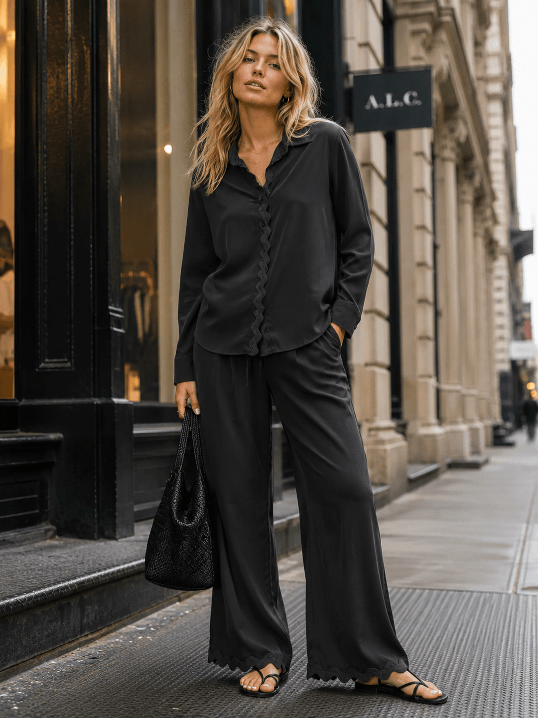 WOMEN'S LONG SLEEVE TOP & BUTTON CLOSURE PANTS TRIM DETAILED 2PC. SET