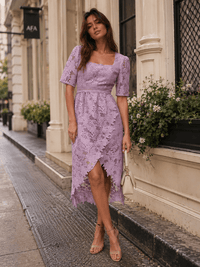 JUST ME WOMEN'S SHORT SLEEVE SQUARE NECK SURPLICE CROCHET MIDI DRESS
