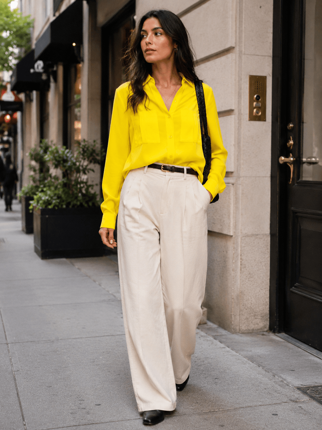 WOMEN'S LONG SLEEVE BUTTON UP FRONT POCKETS BLOUSE