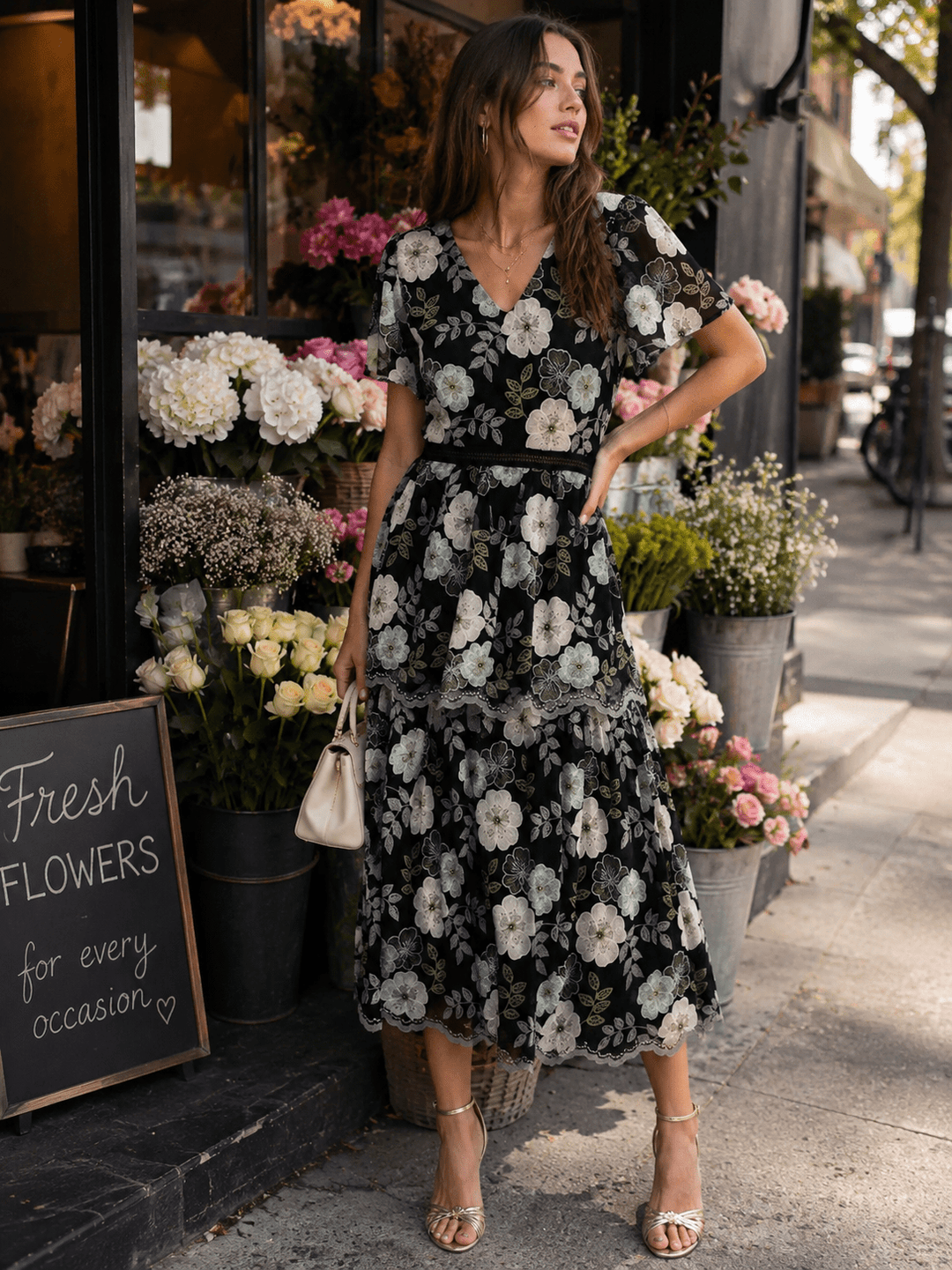 JUST ME WOMEN'S SHORT PUFF SLEEVE V-NECK TIERED EMBROIDERY FLORAL MAXI DRESS