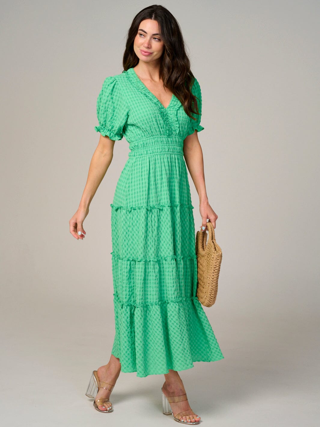 WOMEN'S SHORT SLEEVE V-NECK WAFFLE TIERED MAXI DRESS