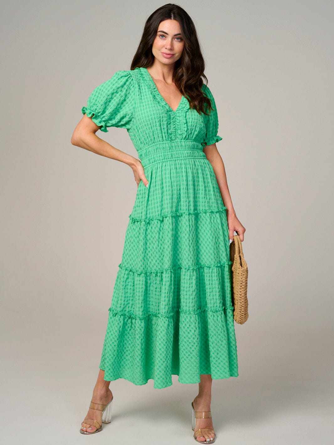 WOMEN'S SHORT SLEEVE V-NECK WAFFLE TIERED MAXI DRESS