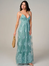WOMEN'S SLEEVELESS V-NECK FLORAL DETAILED MAXI DRESS