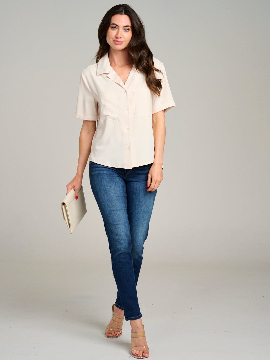 WOMEN'S SHORT SLEEVE BUTTON UP FRONT POCKET BLOUSE