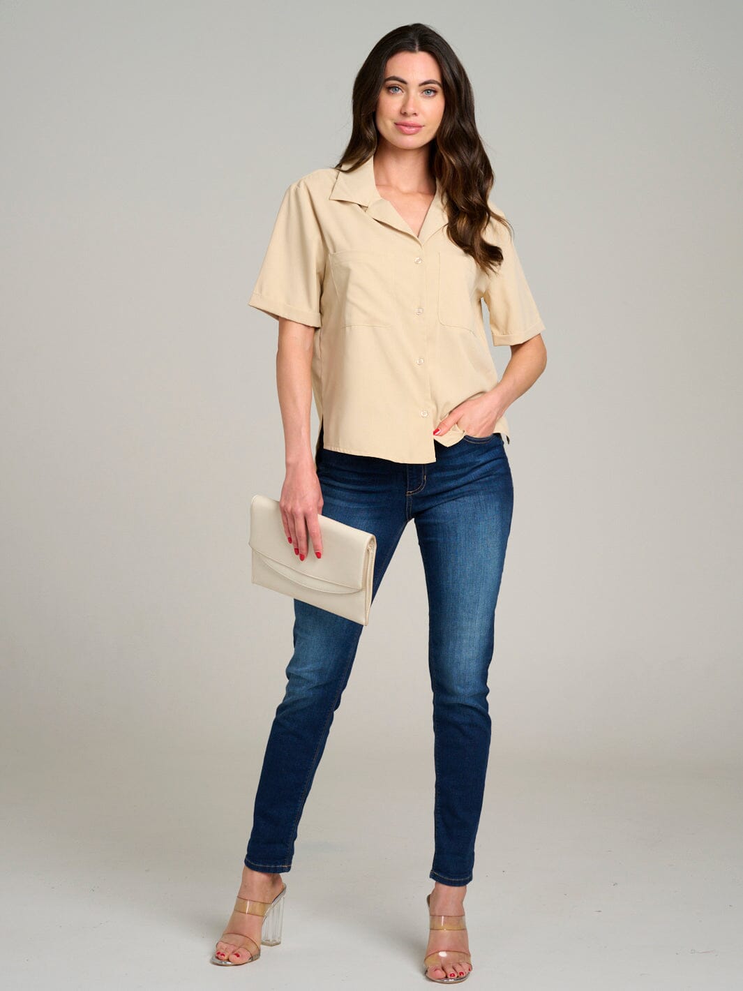 WOMEN'S SHORT SLEEVE BUTTON UP FRONT POCKET BLOUSE