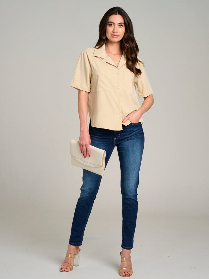 WOMEN'S SHORT SLEEVE BUTTON UP FRONT POCKET BLOUSE