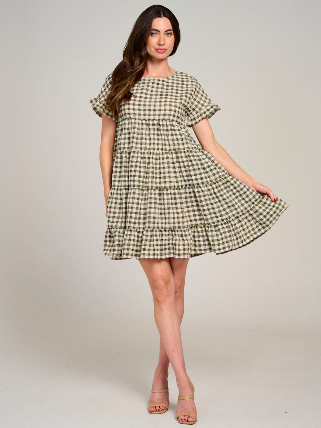 WOMEN'S SHORT SLEEVE TIERED LOOSE FIT PLAID MINI DRESS