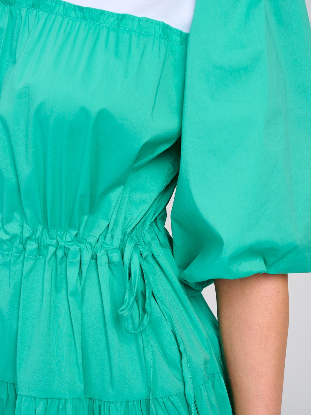 WOMEN'S SHORT PUFF SLEEVE ADJUSTABLE WAIST COLORBLOCK MIDI DRESS