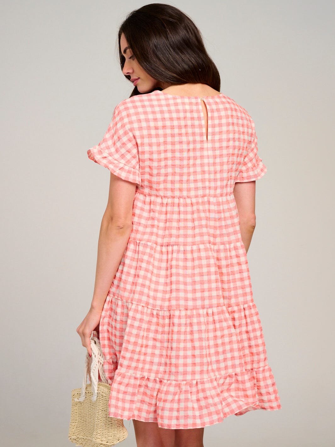 WOMEN'S SHORT SLEEVE TIERED LOOSE FIT PLAID MINI DRESS