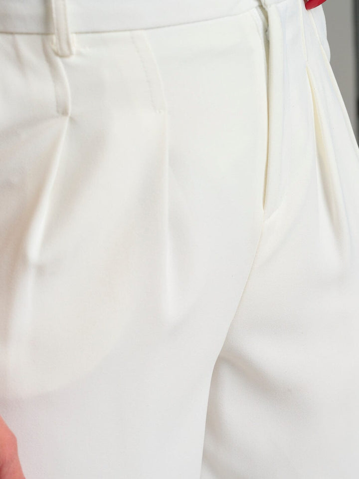 WOMEN'S BUTTON CLOSURE POCKETS BERMUDA SHORTS