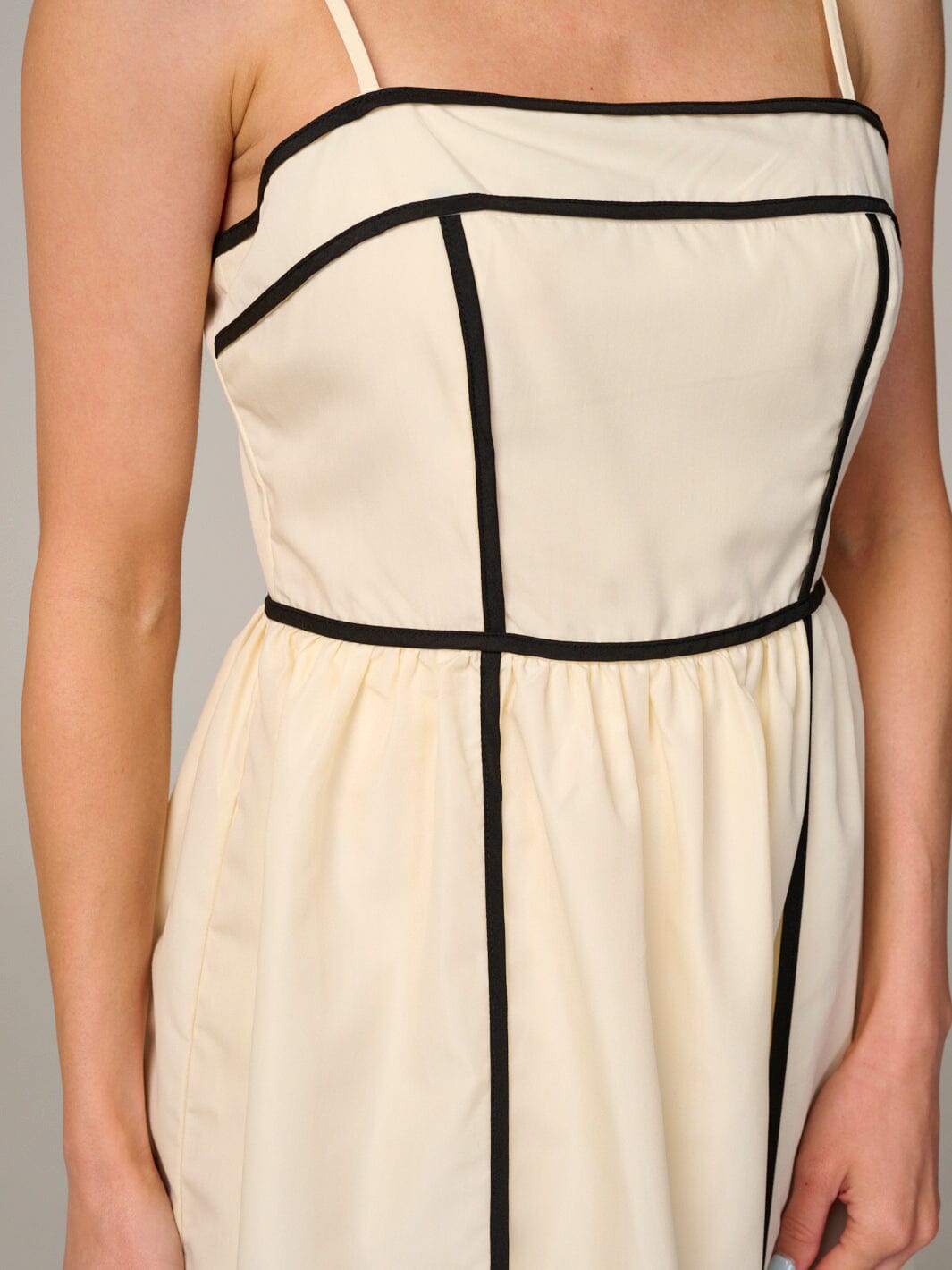 WOMEN'S SLEEVELESS COLORBLOCK MAXI DRESS