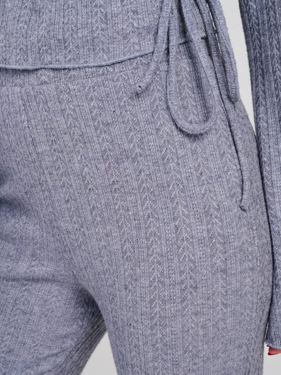 WOMEN'S ELASTIC WAIST BELL LEGS RIBBED PANTS