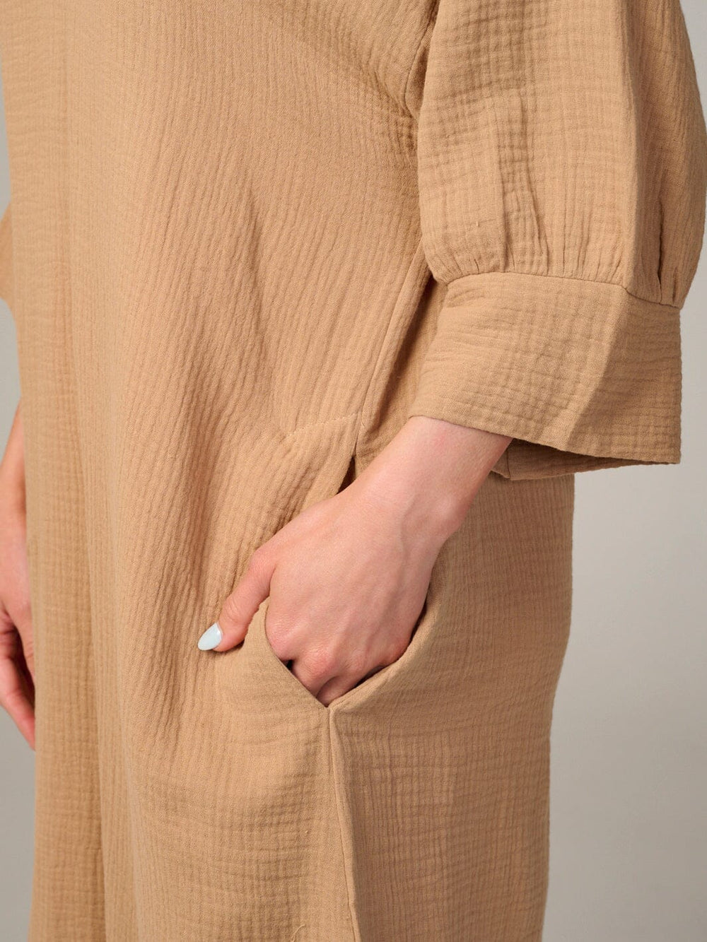 WOMEN'S 3/4 SLEEVE V-NECK FRONT POCKETS TUNIC MIDI DRESS