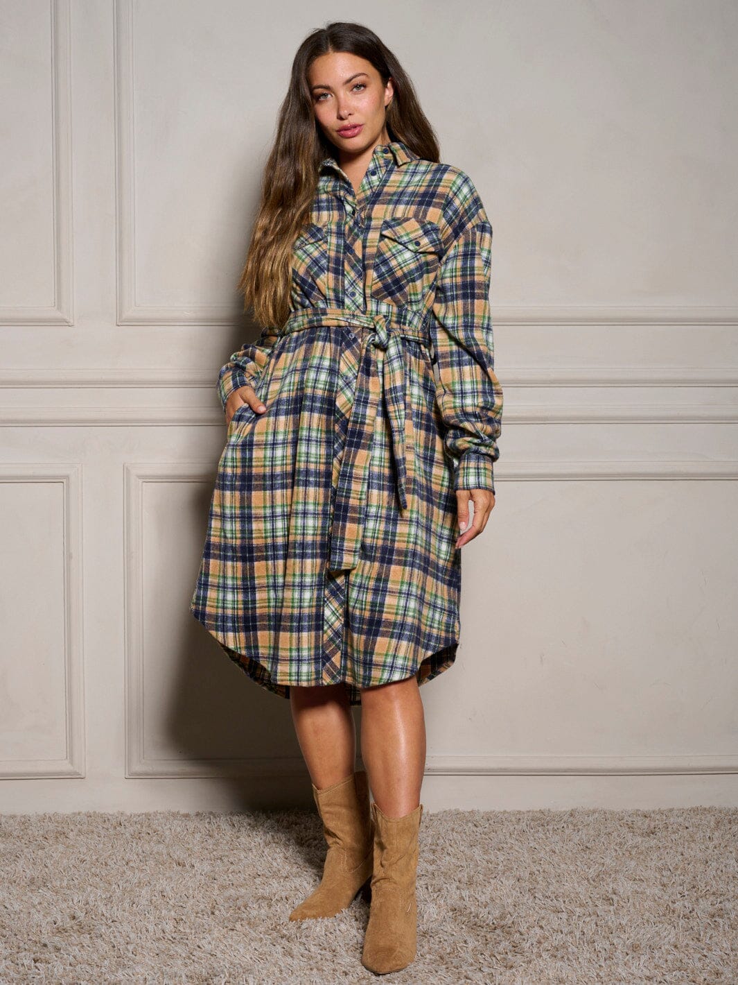 WOMEN'S LONG SLEEVE BUTTON UP SELF TIE PLAID MIDI DRESS