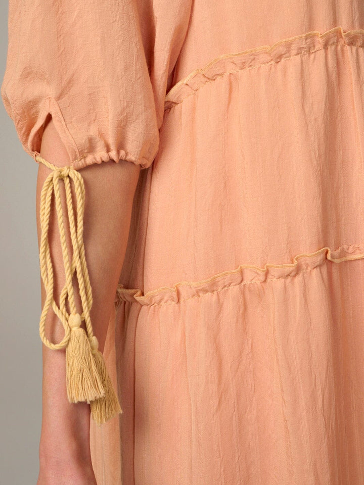 WOMEN'S SHORT SLEEVE V-NECK TIERED MAXI DRESS