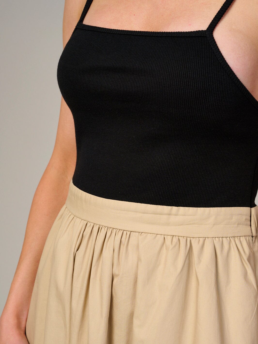 WOMEN'S SLEEVELESS CONTRAST COLORBLOCK MAXI DRESS