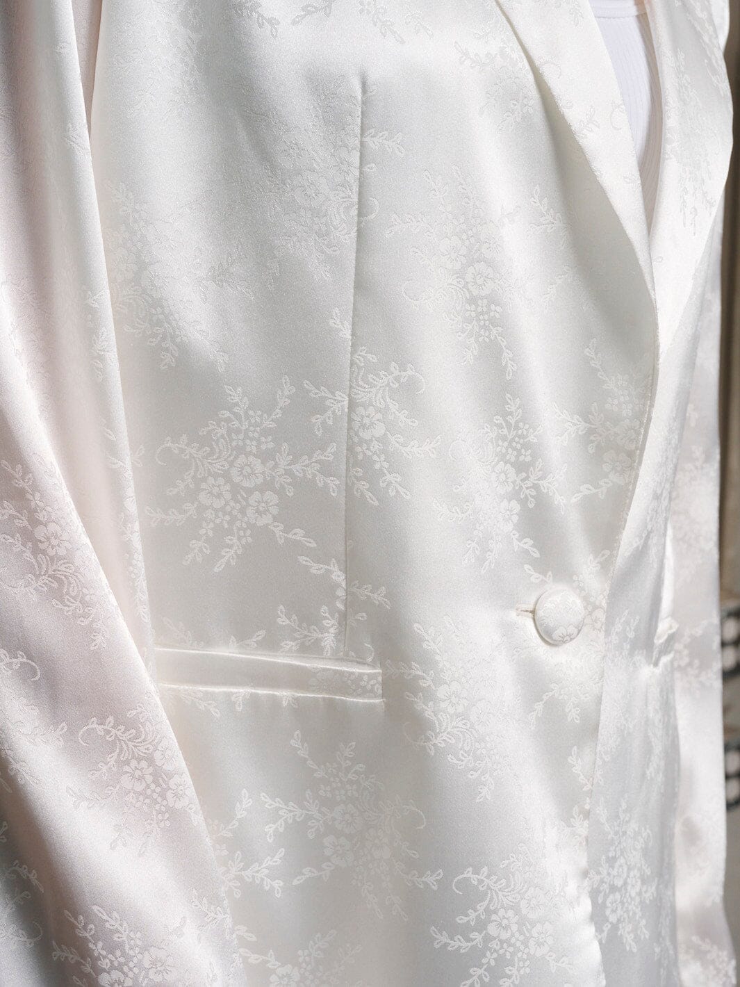 WOMEN'S LONG SLEEVE BUTTON CLUSE FLORAL JACQUARD BLAZER