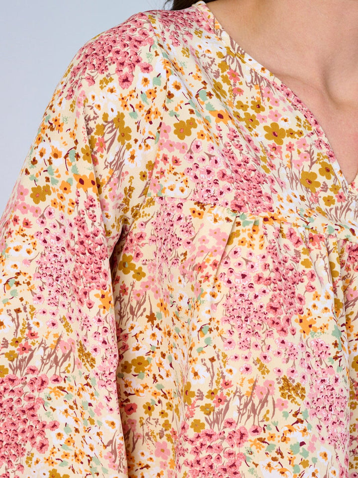 WOMEN'S LONG SLEEVES V-NECK FLORAL BLOUSE