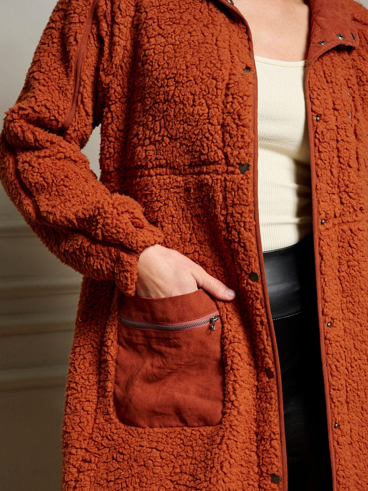 WOMEN'S LONG SLEEVE BUTTON CLOSURE SHERPA POCKETS JACKET