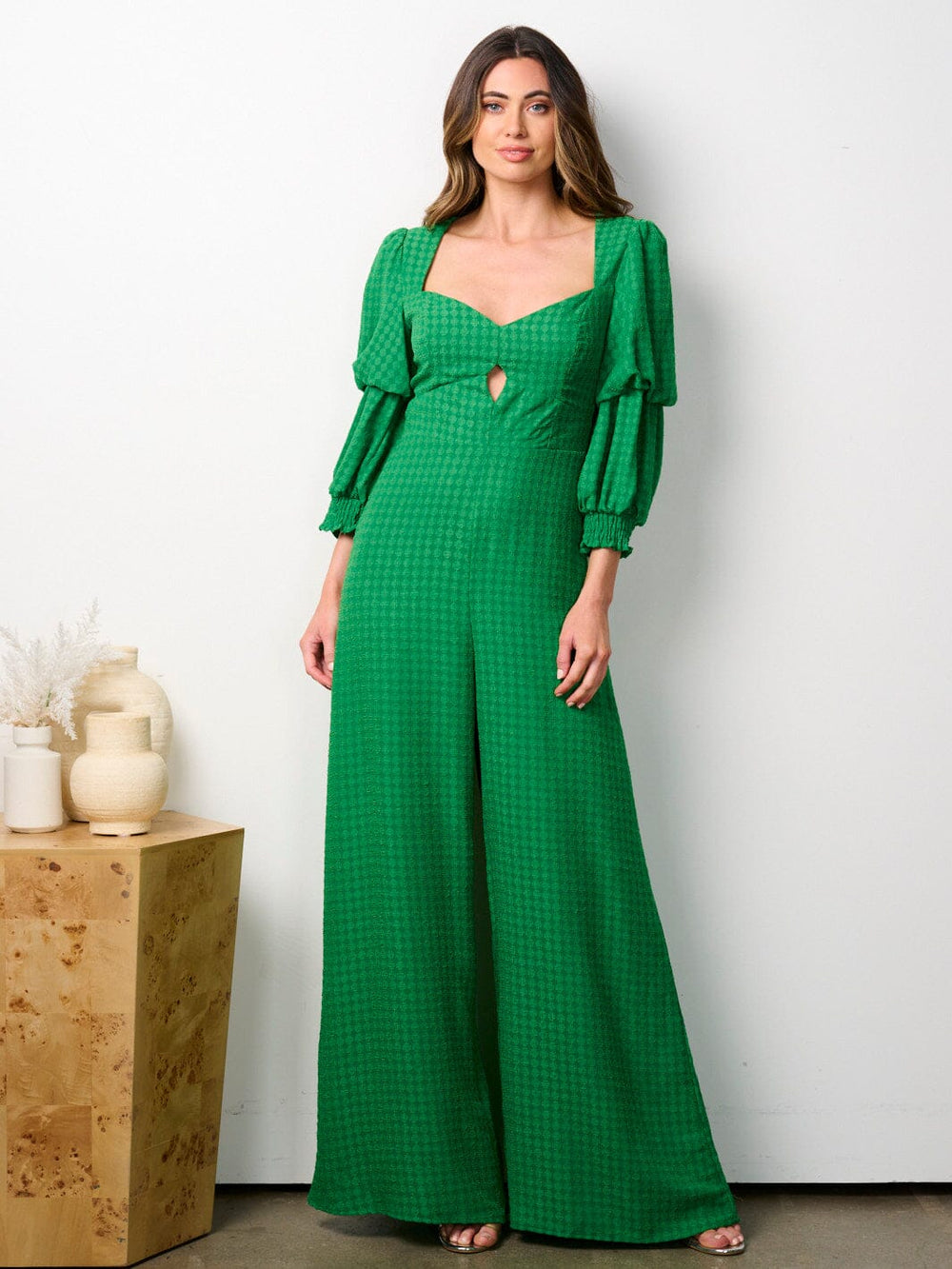 WOMEN'S LONG SLEEVE V-NECK CUT OUT WIDE LEG JUMPSUIT