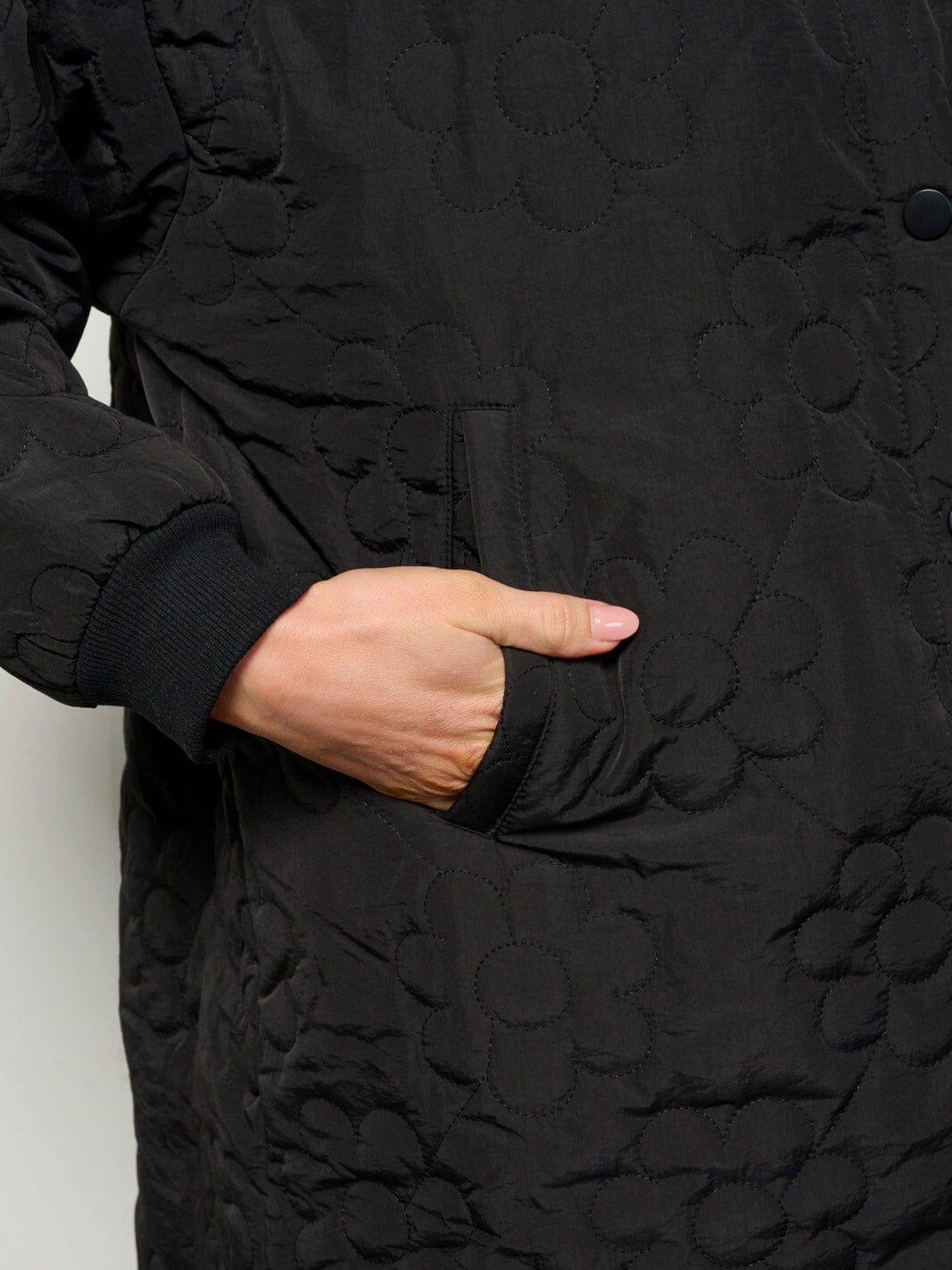 WOMEN'S LONG SLEEVE BUTTON UP FRONT POCKETS FLOWERS PADDED COAT