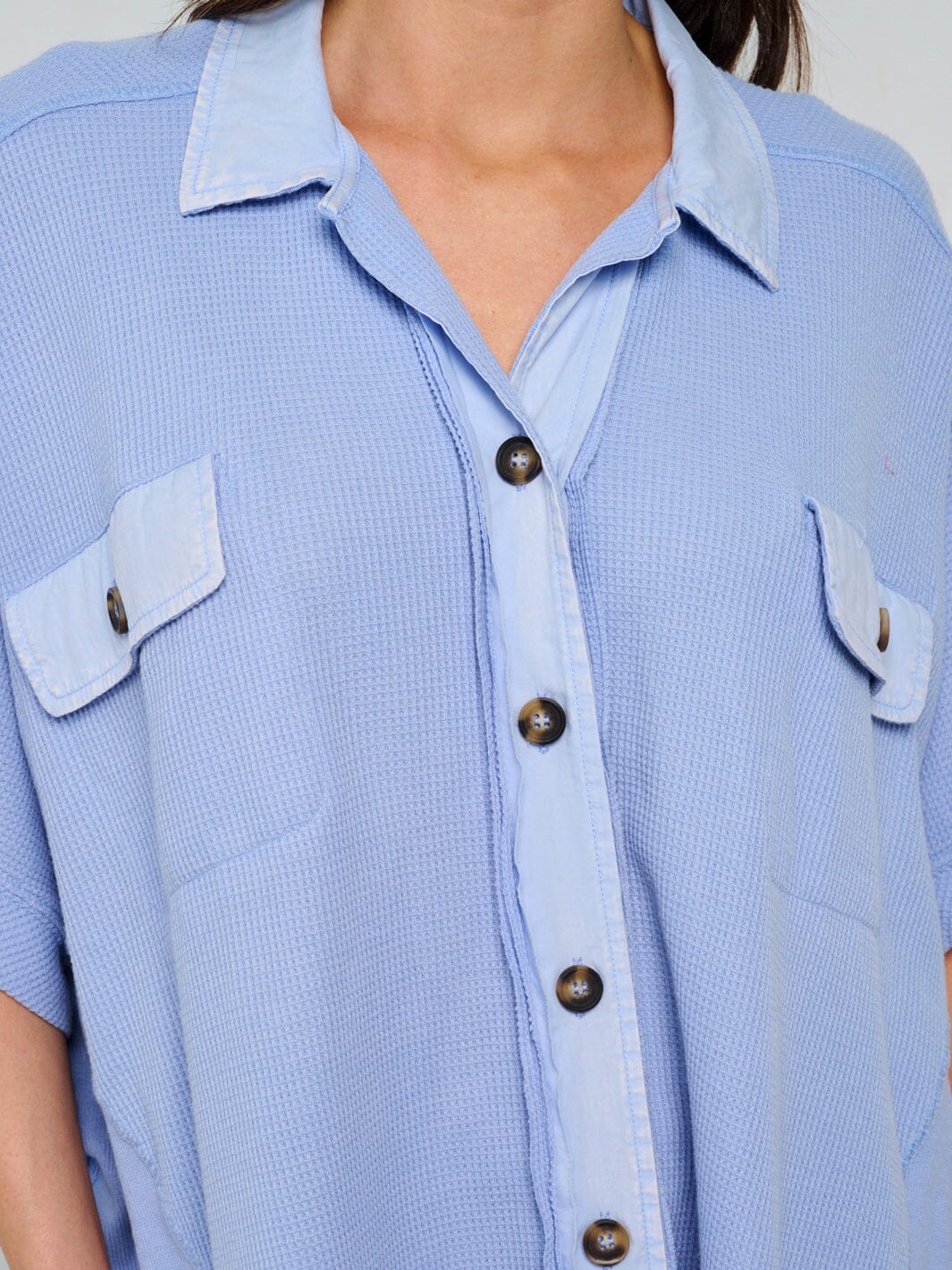 WOMEN'S SHORT SLEEVE BUTTON UP FRONT POCKETS TUNIC TOP