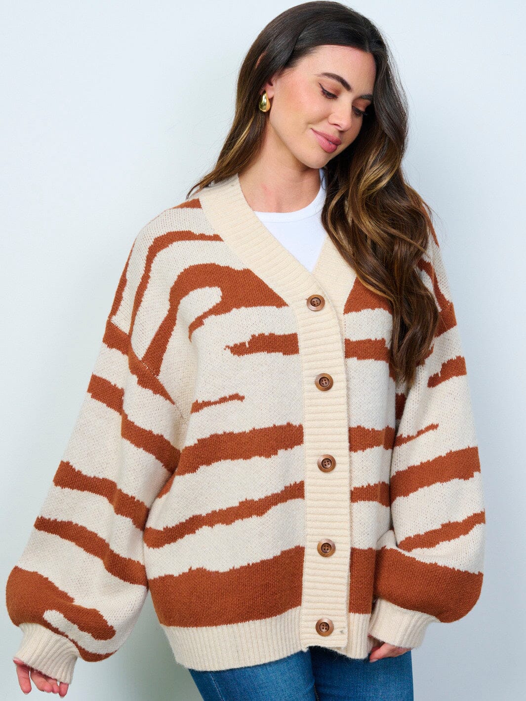 WOMEN'S LONG SLEEVE BUTTON CLOSURE PRINTED CARDIGAN