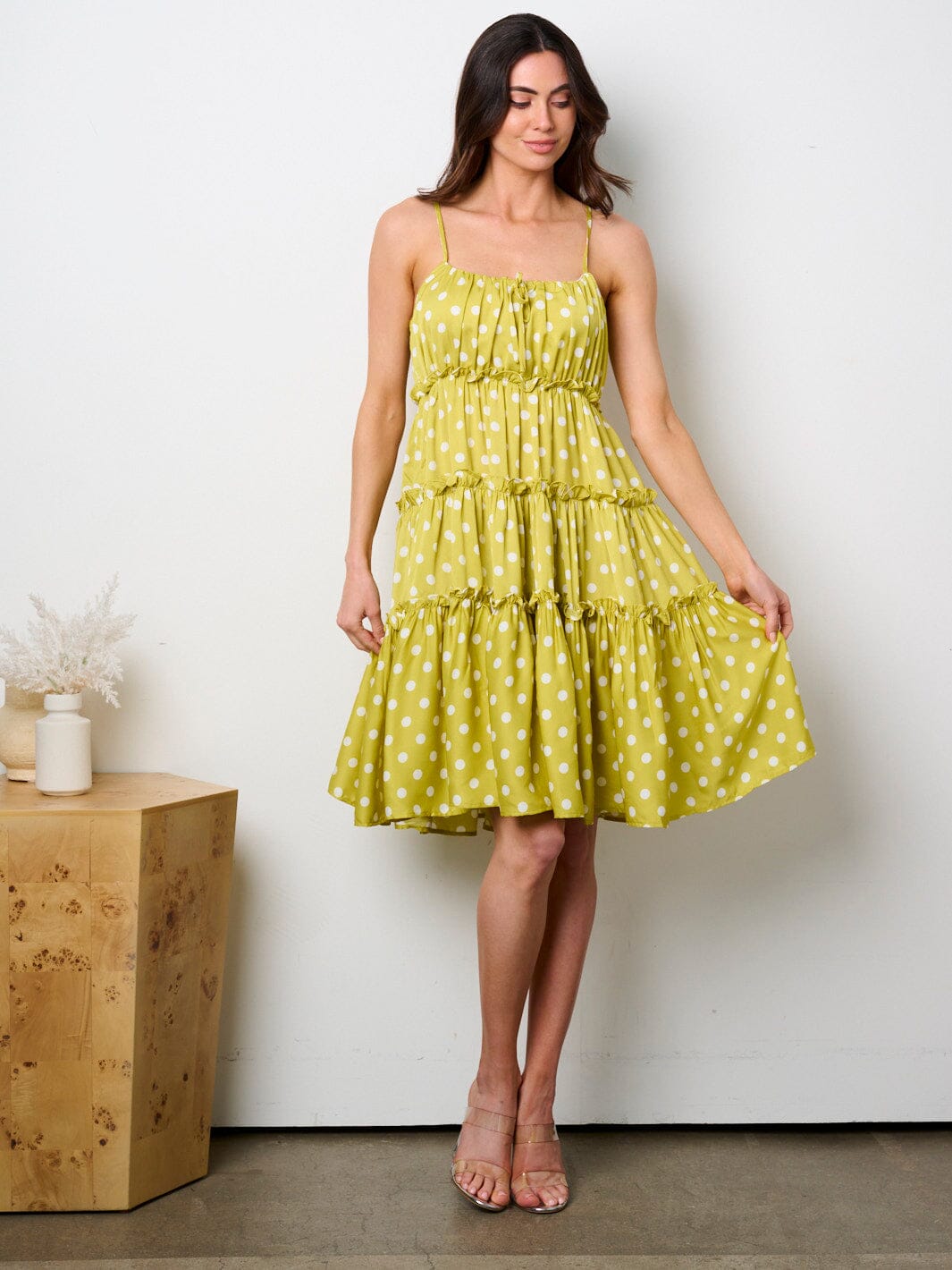 WOMEN'S SLEEVELESS TIERED POLKA DOTS TUNIC MINI DRESS