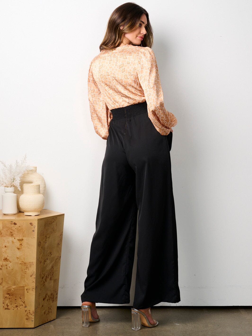 WOMEN'S LONG SLEEVE V-NECK POCKETS MULTI PRINT JUMPSUIT