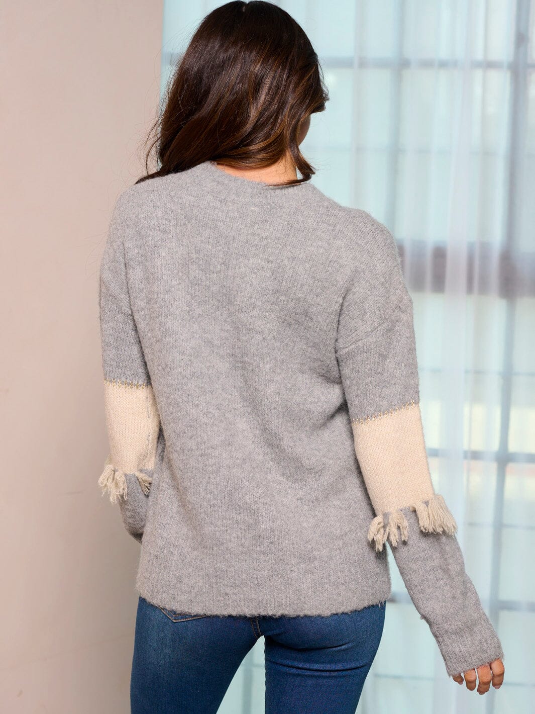 WOMEN'S LONG SLEEVE COLORBLOCK FRINGE PULLOVER SWEATER