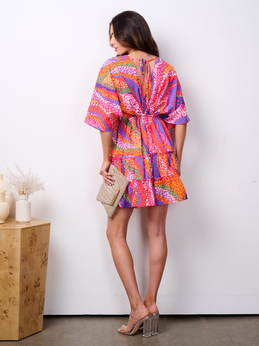 WOMEN'S SHORT SLEEVE V-NECK ANIMAL PRINT MINI DRESS