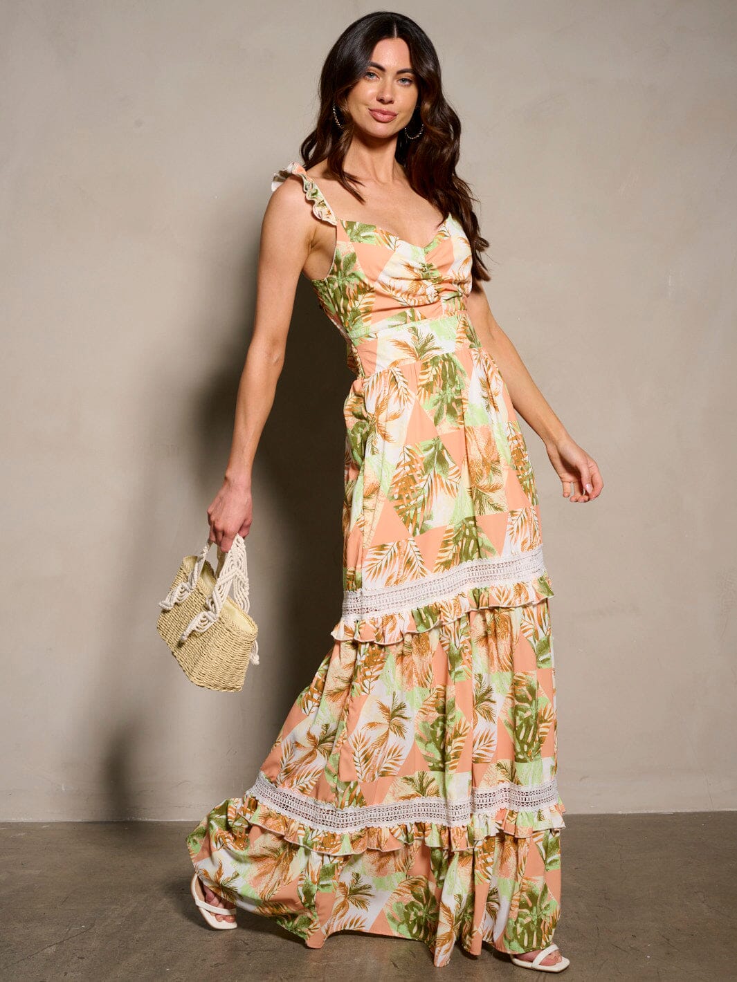 WOMEN'S SLEEVELESS V-NECK BACK DETAILED RUFFLE FLORAL MAXI DRESS