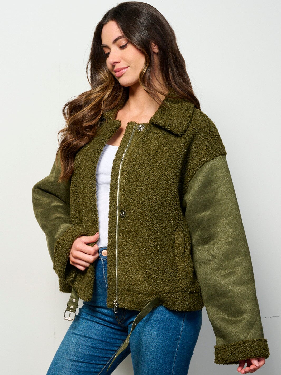 WOMEN'S LONG SLEEVE BUTTON CLOSURE POCKETS SHERPA JACKET