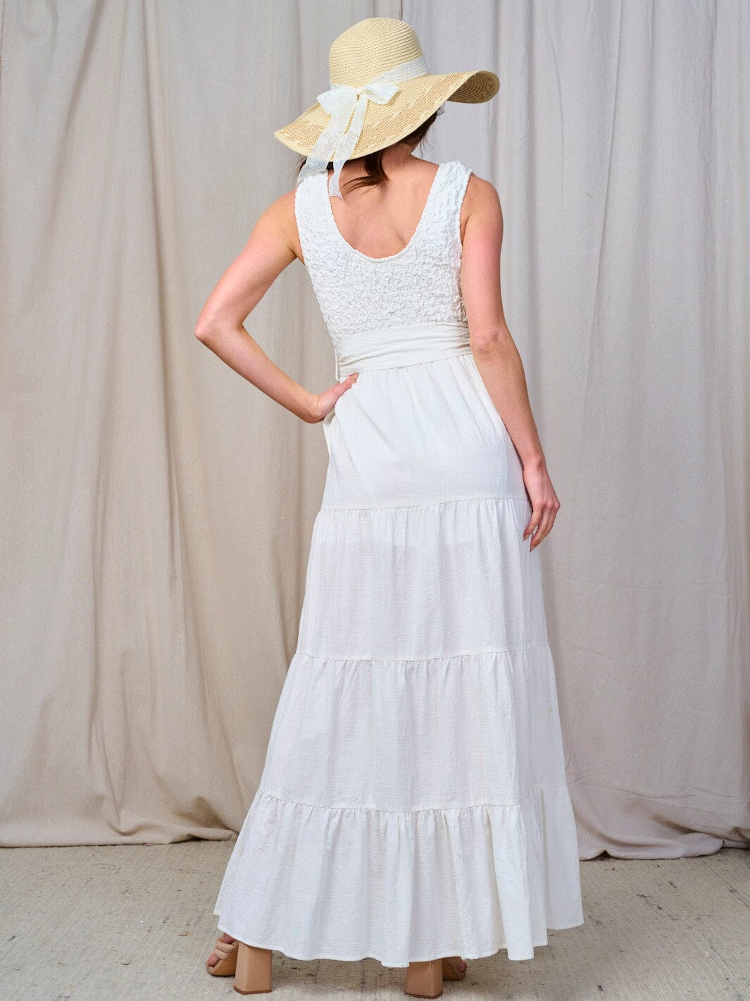 WOMEN'S SLEEVELESS SMOCK TIERED RUFFLE MAXI DRESS