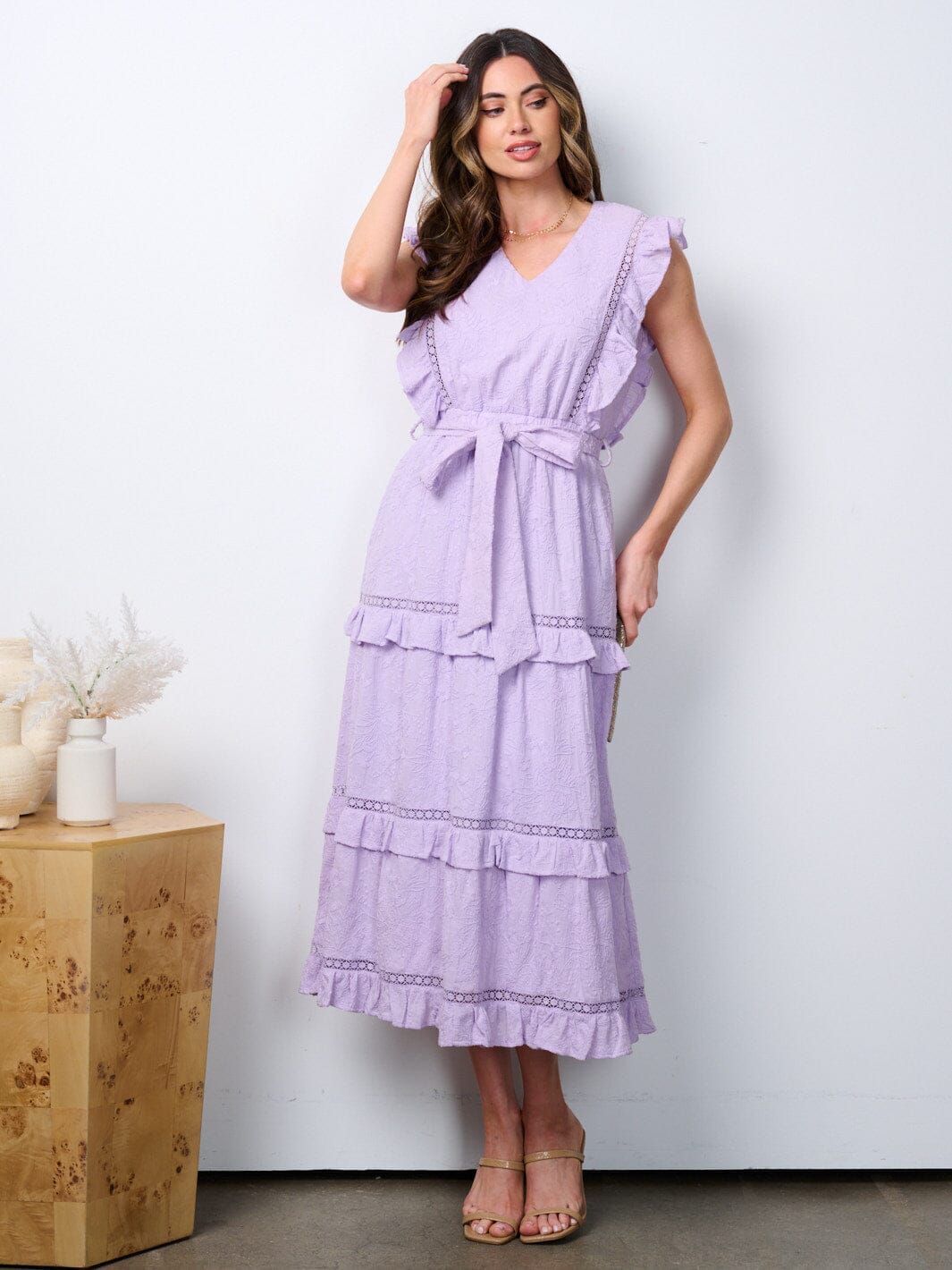 WOMEN'S SLEEVELESS RUFFLE V-NECK TIERED MAXI DRESS