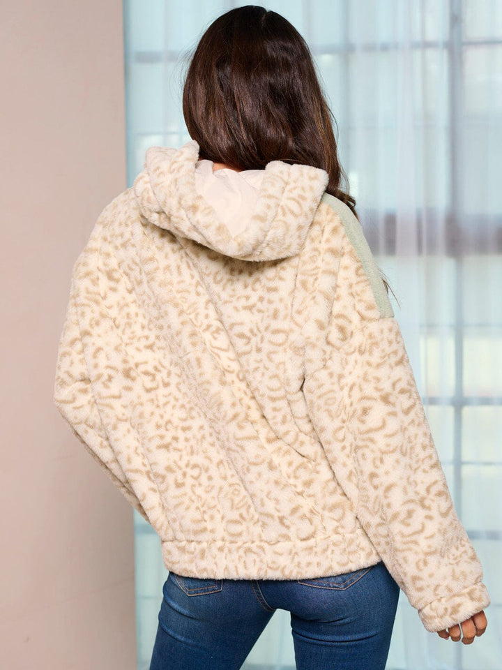 WOMEN'S LONG SLEEVE ANIMAL PRINT FRONT POCKETS HOODED PULLOVER SWEATER