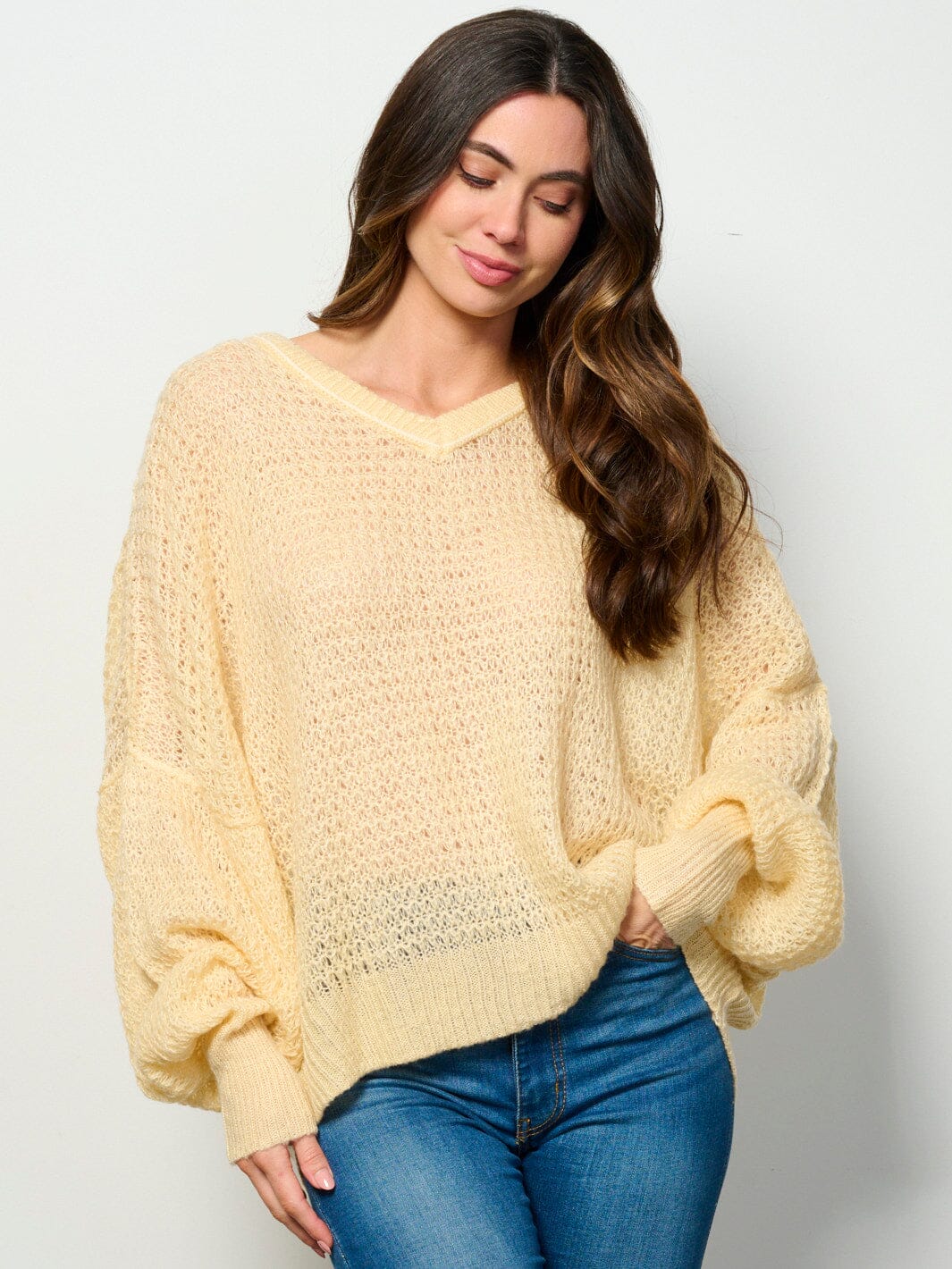 WOMEN'S LONG SLEEVE V-NECK KNIT PULLOVER SWEATER