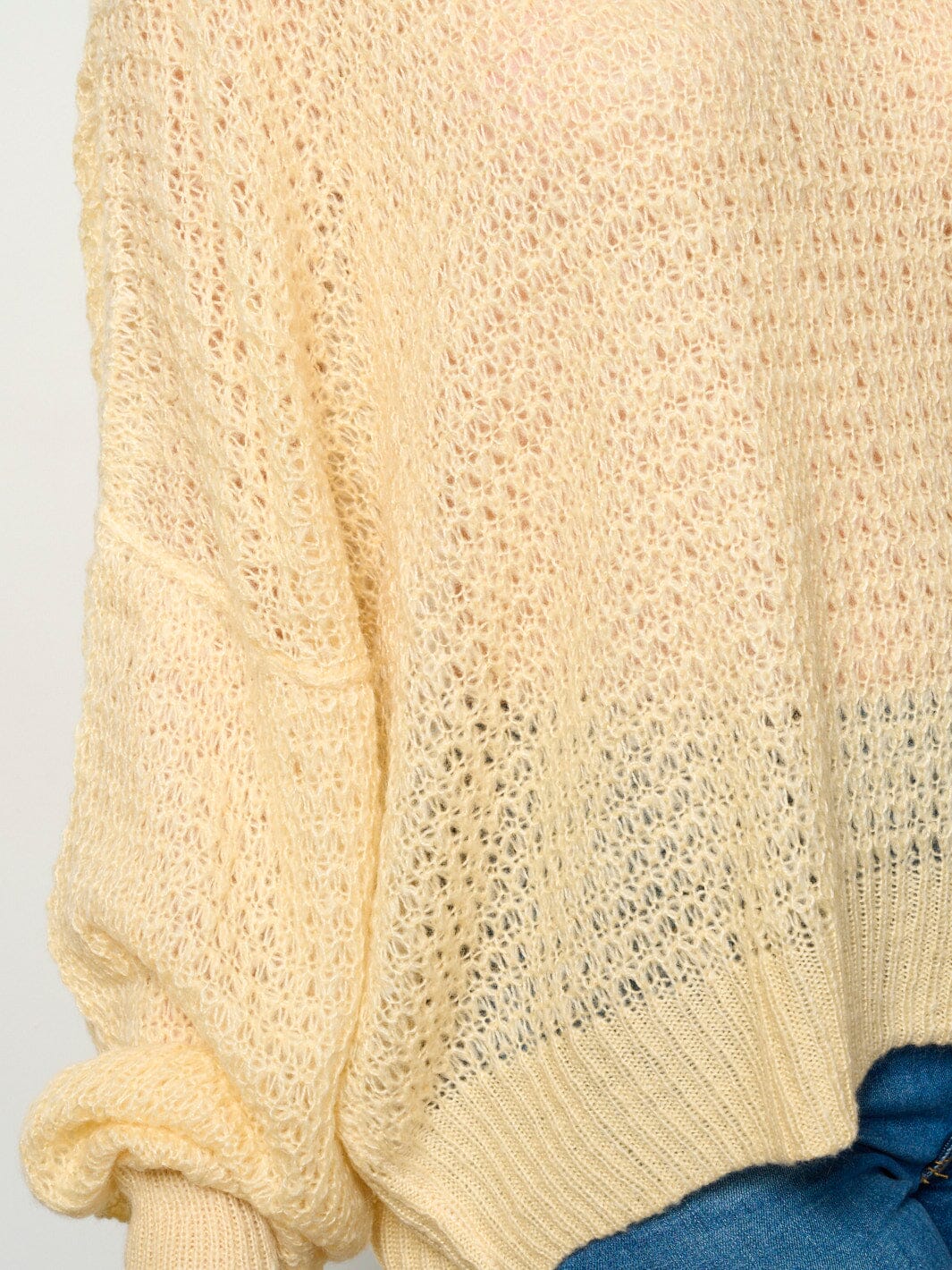 WOMEN'S LONG SLEEVE V-NECK KNIT PULLOVER SWEATER