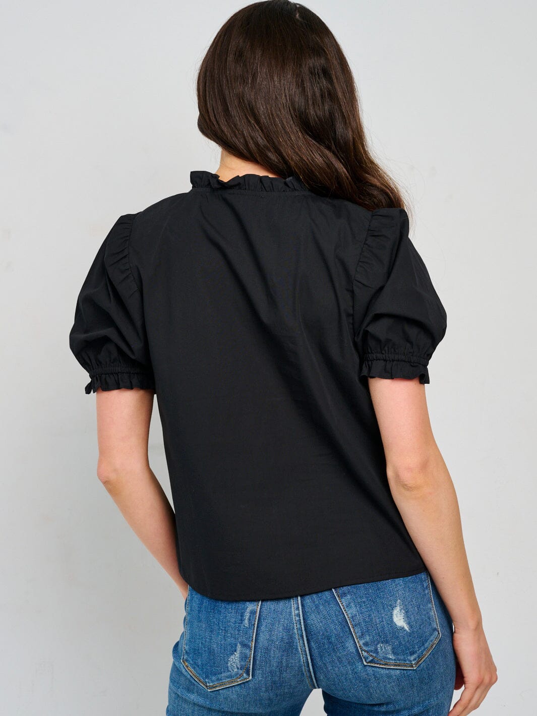 WOMEN'S SHORT PUFF SLEEVE V-NECK BUTTON UP BLOUSE