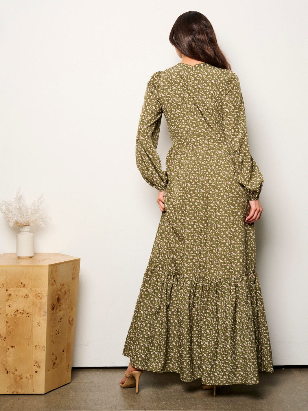 WOMEN'S LONG SLEEVE TIERED FLORAL MAXI DRESS