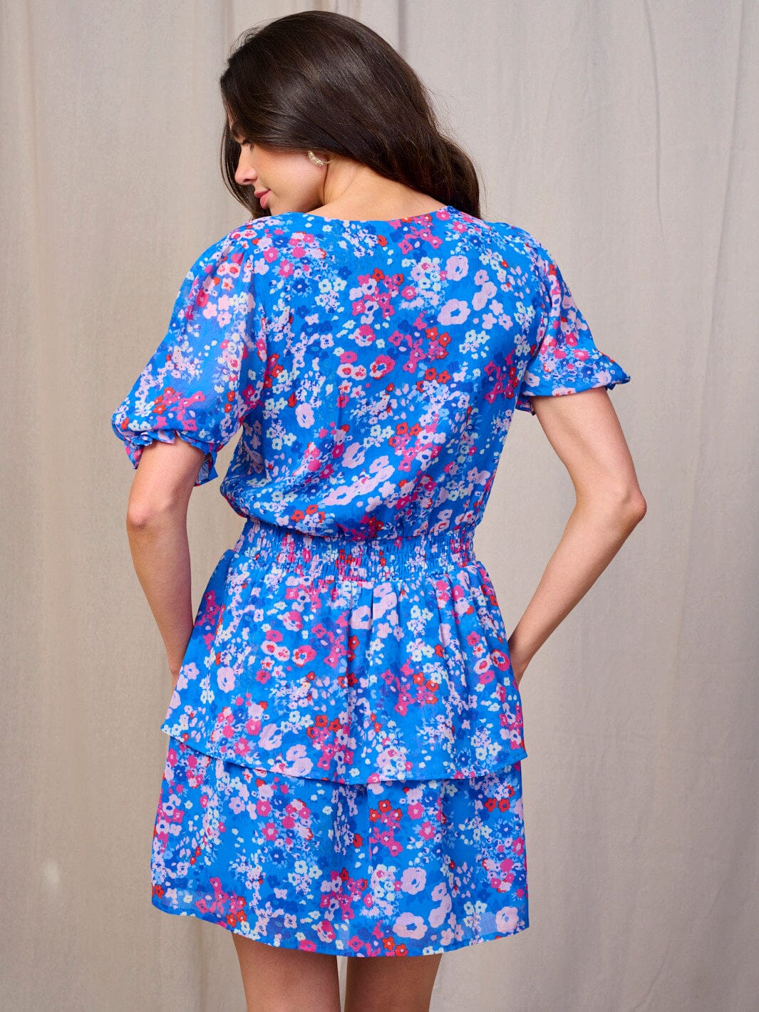WOMEN'S SHORT SLEEVES SURPLICE ELASTIC WAIST RUFFLE FLORAL MINI DRESS