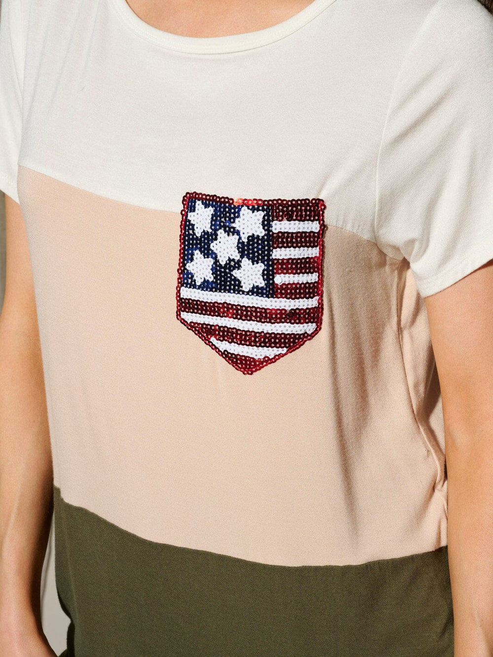 WOMEN'S SHORT SLEEVE COLOR BLOCK POCKET FLAG PATCH TOP